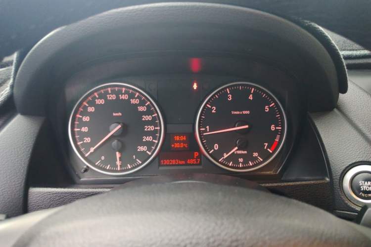 Used BMW X1 2014 sDrive18i Fashion Model Instrument Cluster