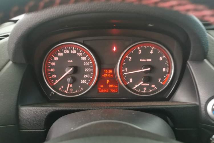 Used BMW X1 2014 sDrive18i Sports Design Package Instrument Cluster