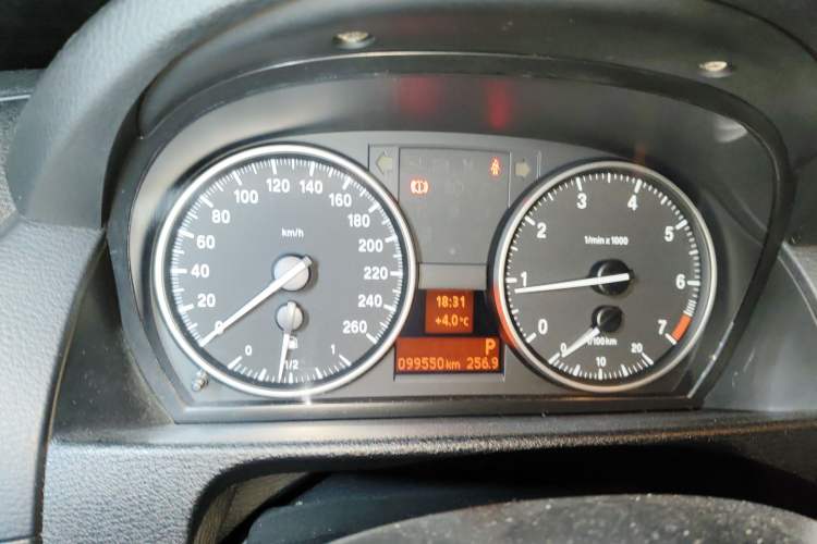 Used BMW X1 2014 sDrive18i Leading Model Instrument Cluster