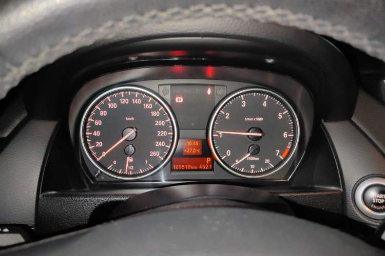Used BMW X1 2014 sDrive18i Fashion Model Instrument Cluster