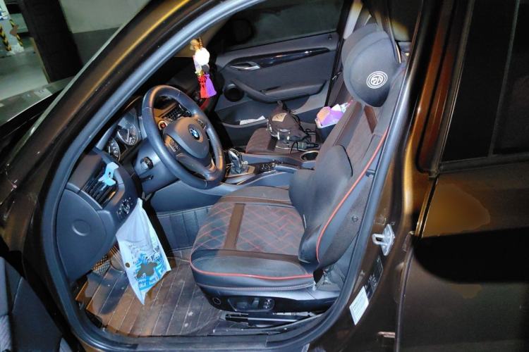Used BMW X1 2014 sDrive18i Fashion Model Left Front Seat