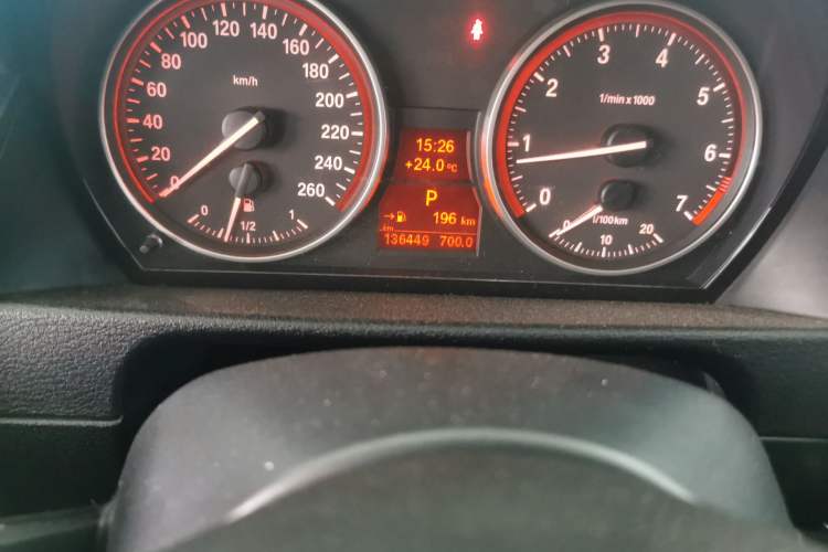 Used BMW X1 2014 sDrive18i Sports Design Package Odometer Close Up