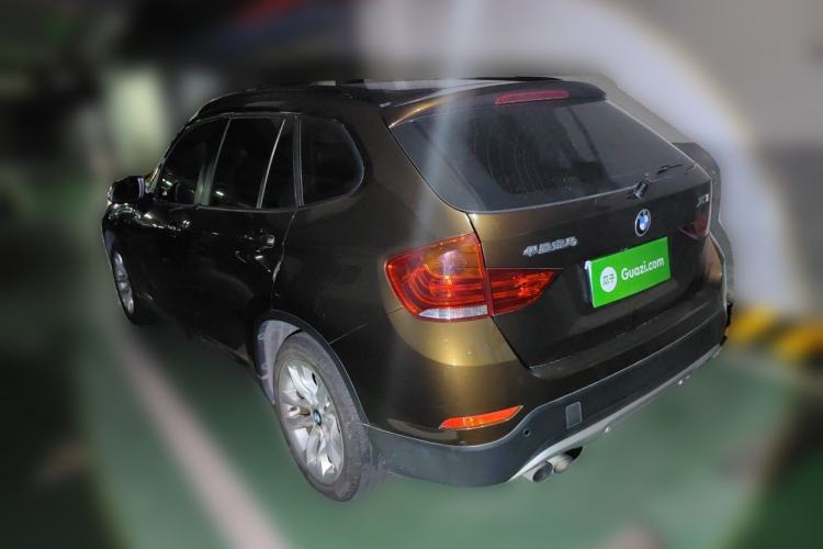Used BMW X1 2014 sDrive18i Fashion Model Rear Left 45 Deg