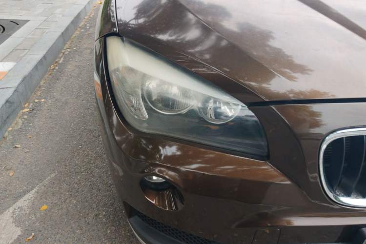 Used BMW X1 2014 sDrive18i Fashion Model Right Front Headlight