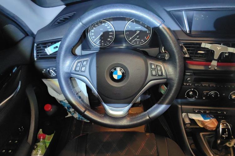 Used BMW X1 2014 sDrive18i Fashion Model Steering Wheel
