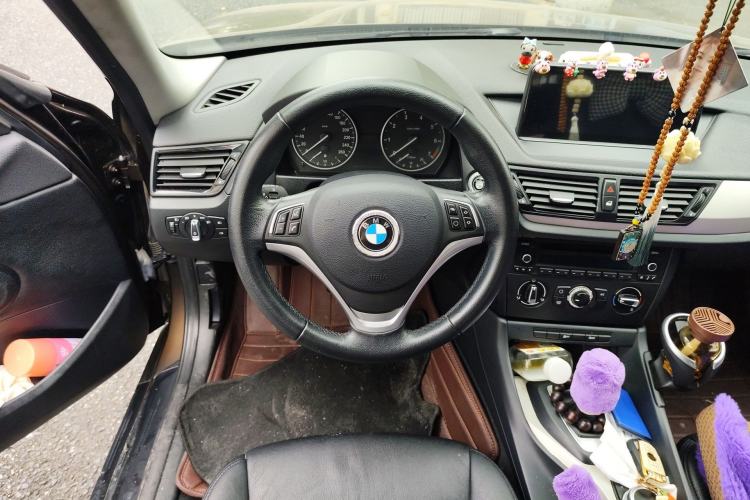 Used BMW X1 2014 sDrive18i Fashion Model Steering Wheel