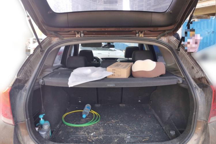 Used BMW X1 2014 sDrive18i Leading Model Trunk