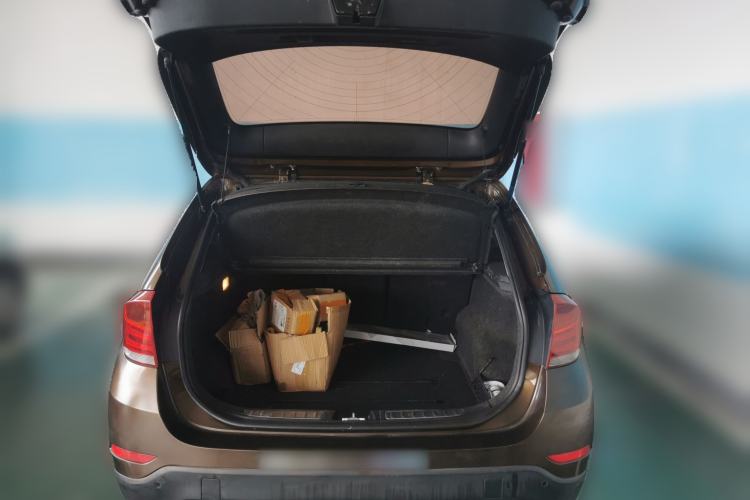 Used BMW X1 2014 sDrive18i Sports Design Package Trunk