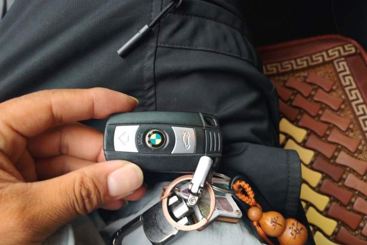 Used BMW X1 2014 sDrive18i Fashion Model Vehicle Key