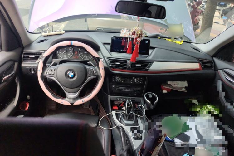 Used BMW X1 2014 xDrive20i Sports Design Package Center Console