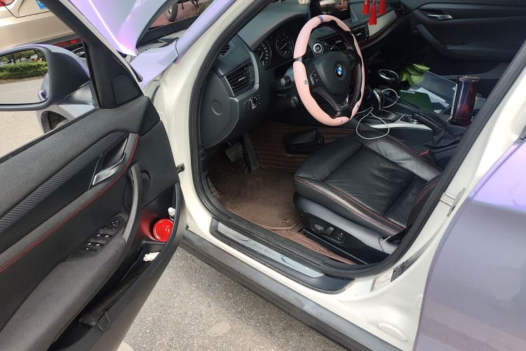 Used BMW X1 2014 xDrive20i Sports Design Package Driver Seat