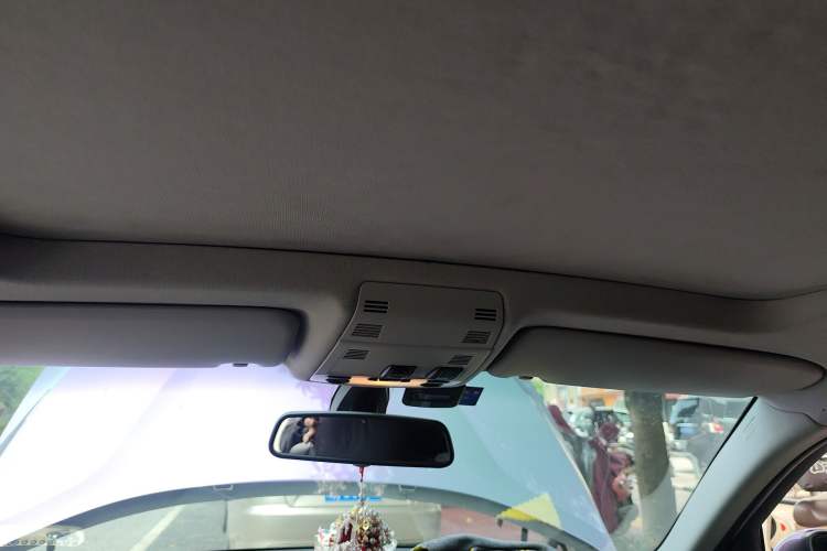 Used BMW X1 2014 xDrive20i Sports Design Package Headliner