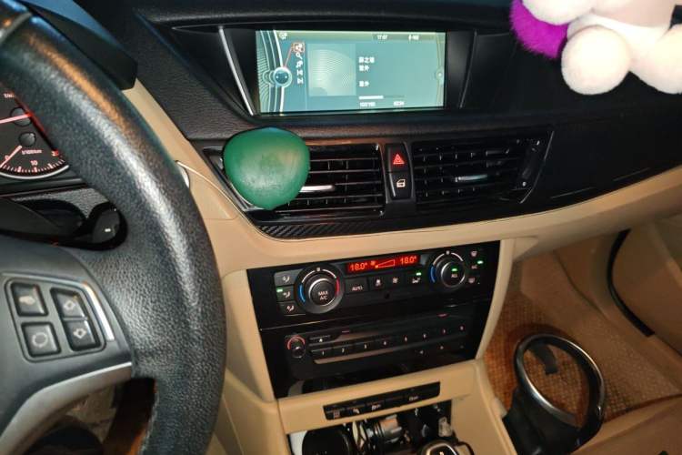 Used BMW X1 2014 sDrive18i Leading Model Audio And AC Panel