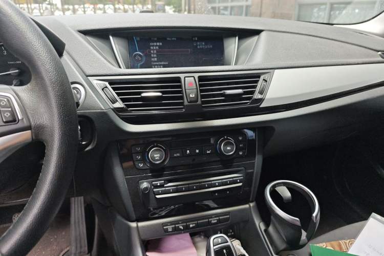 Used BMW X1 2014 sDrive18i Leading Model Audio And AC Panel