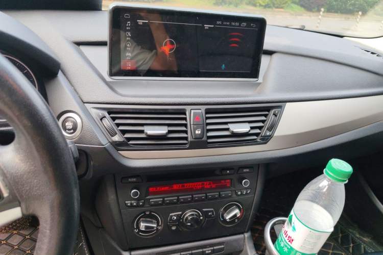 Used BMW X1 2014 sDrive18i Fashion Model Audio And AC Panel