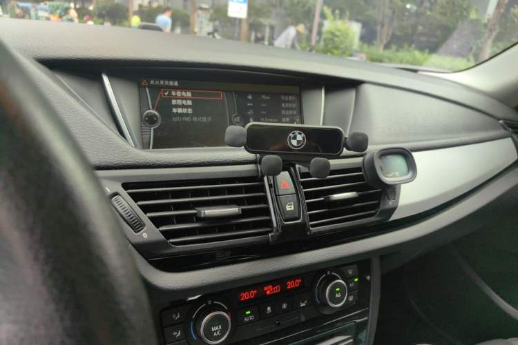 Used BMW X1 2014 sDrive18i Leading Model Audio And AC Panel