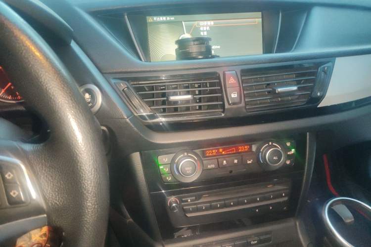 Used BMW X1 2014 sDrive18i Leading Model Audio And AC Panel