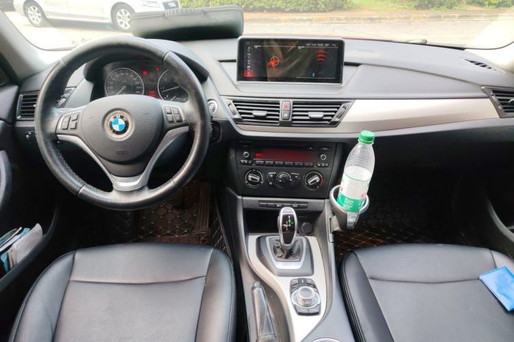 Used BMW X1 2014 sDrive18i Fashion Model Center Console