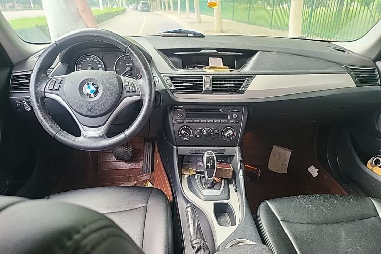 Used BMW X1 2014 sDrive18i Fashion Model Center Console