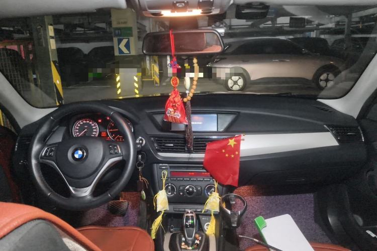 Used BMW X1 2014 sDrive18i Fashion Model Center Console