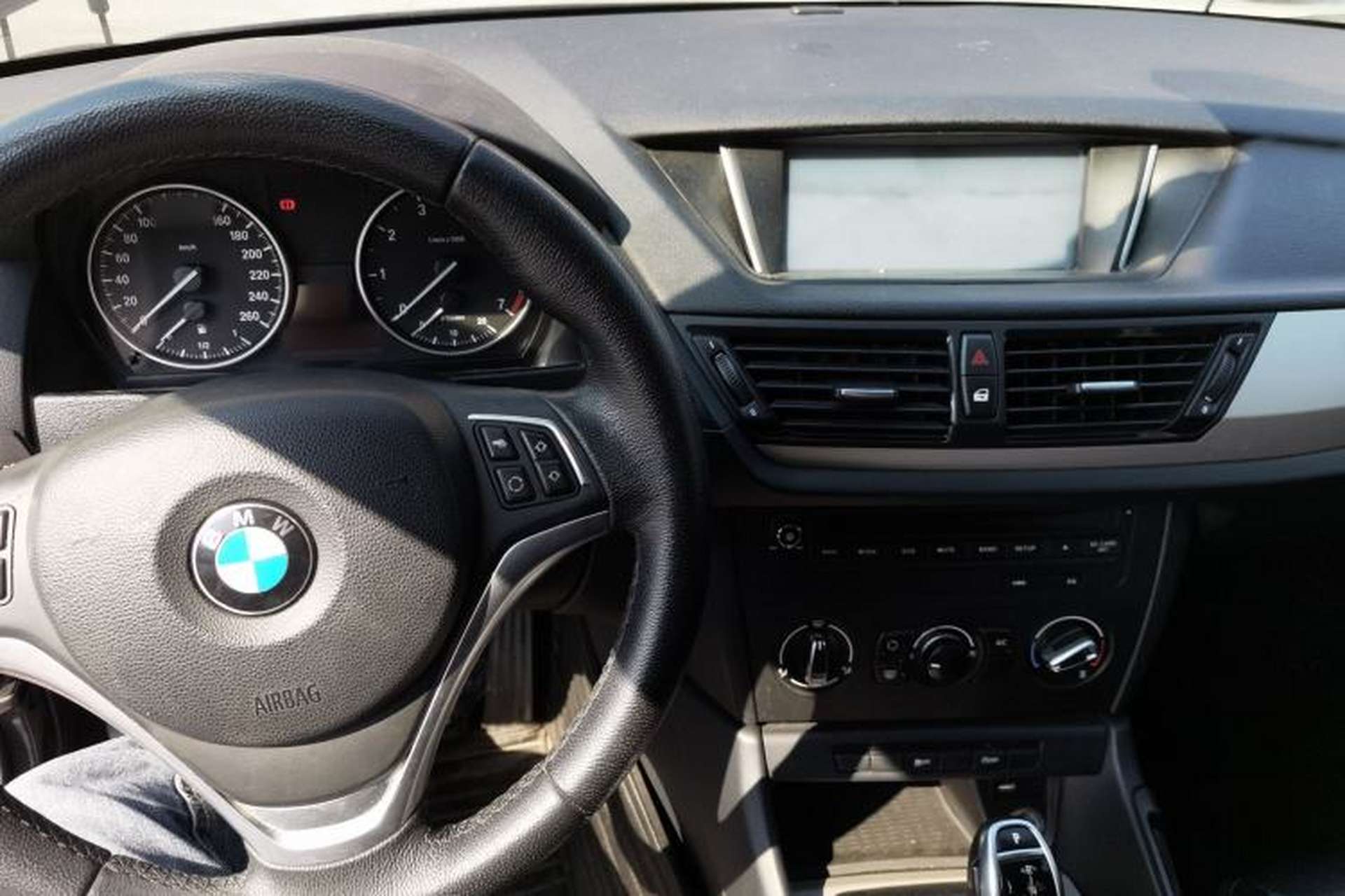 Used BMW X1 2014 sDrive18i Fashion Model Center Console