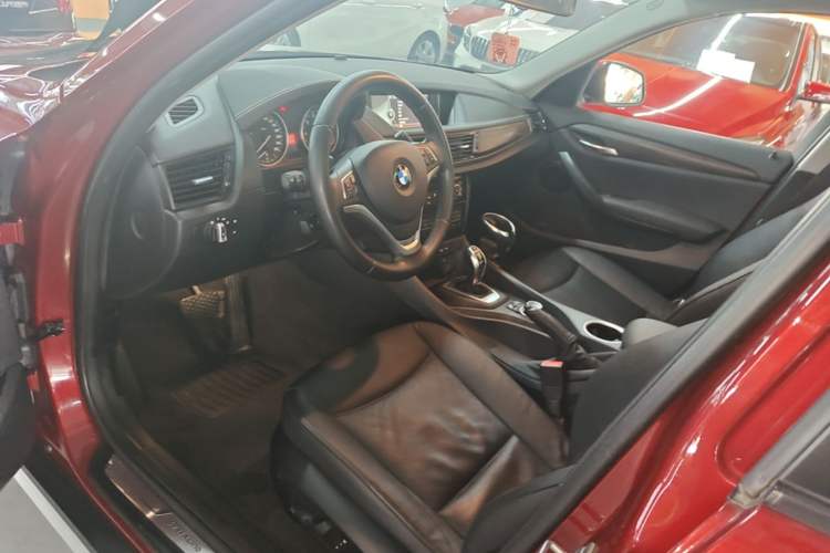 Used BMW X1 2014 xDrive20i X Design Package Driver Seat