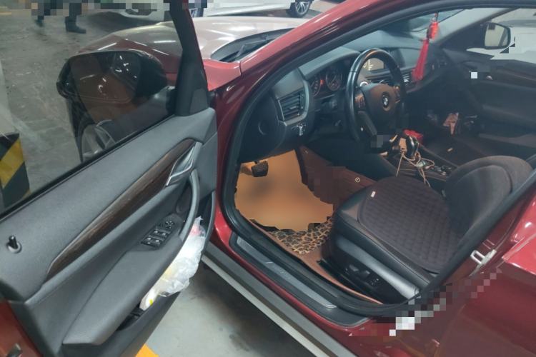 Used BMW X1 2014 xDrive20i X Design Package Driver Seat