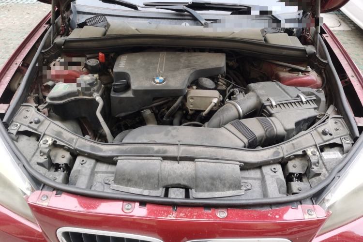 Used BMW X1 2014 sDrive18i Fashion Model Engine Bay