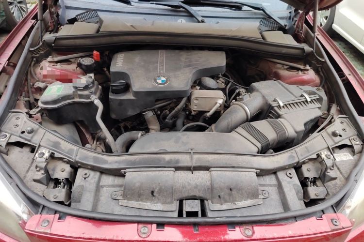 Used BMW X1 2014 sDrive18i Fashion Model Engine Bay