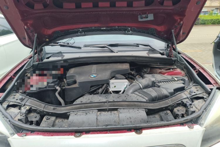 Used BMW X1 2014 sDrive18i Fashion Model Engine Bay