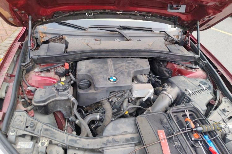 Used BMW X1 2014 sDrive18i Fashion Model Engine Bay