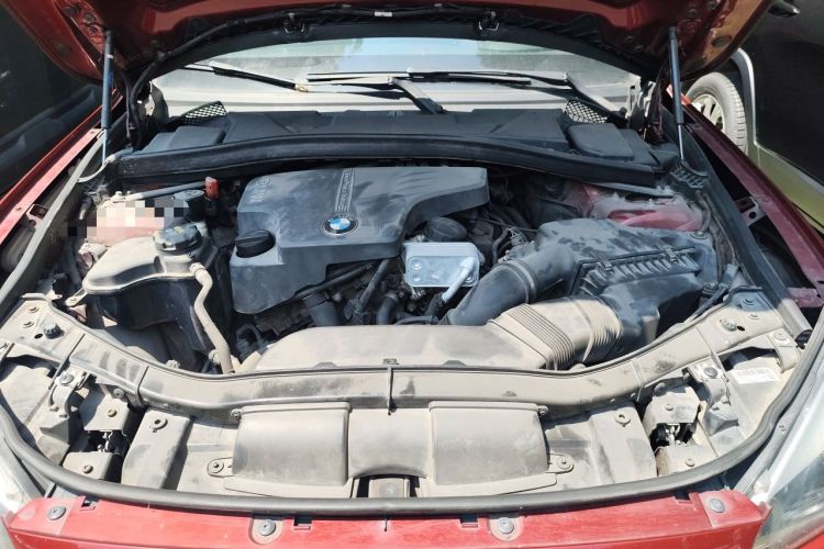 Used BMW X1 2014 sDrive18i Fashion Model Engine Bay