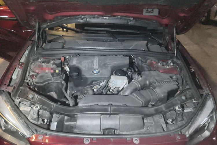 Used BMW X1 2014 sDrive18i Fashion Model Engine Bay