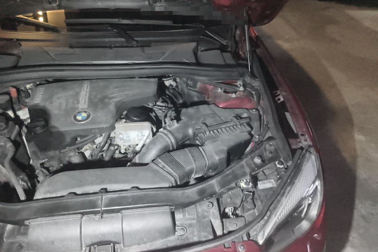 Used BMW X1 2014 sDrive18i Fashion Model Engine Bay Left