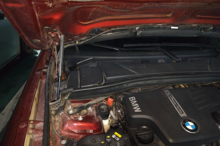 Used BMW X1 2014 sDrive18i Leading Model Engine Bay Right