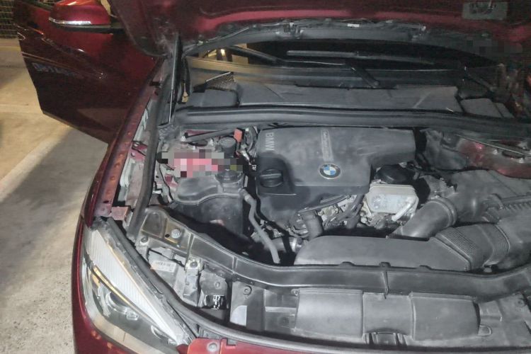 Used BMW X1 2014 sDrive18i Fashion Model Engine Bay Right