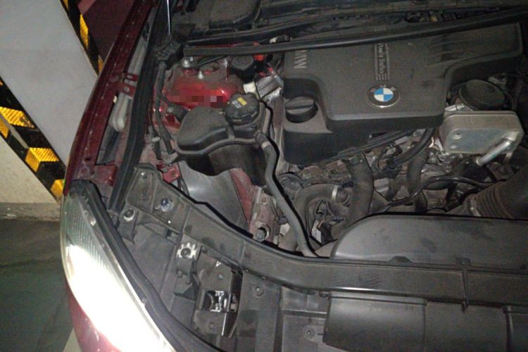 Used BMW X1 2014 sDrive18i Leading Model Engine Bay Right