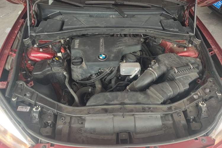 Used BMW X1 2014 sDrive18i Fashion Model Engine Bay