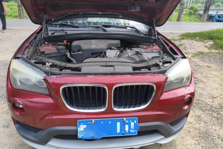 Used BMW X1 2014 sDrive18i Fashion Model Engine Bay