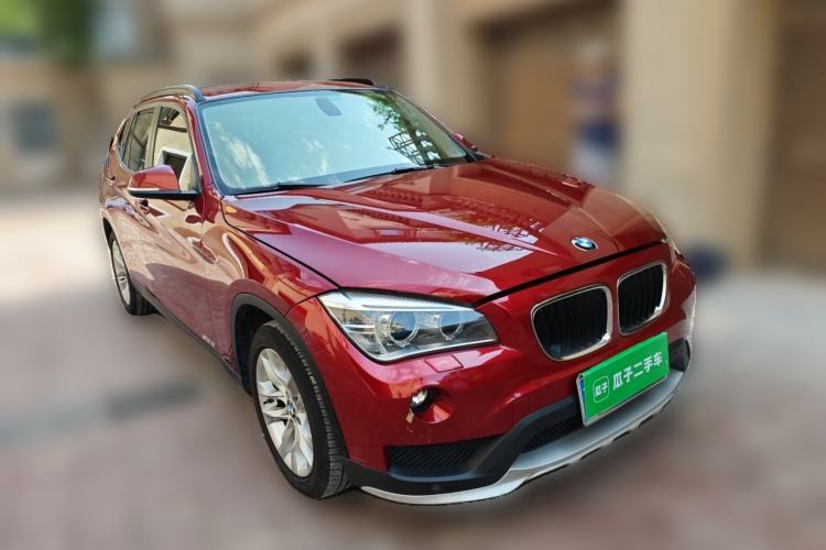 Used BMW X1 2014 sDrive18i Leading Model Front Right 45 Deg