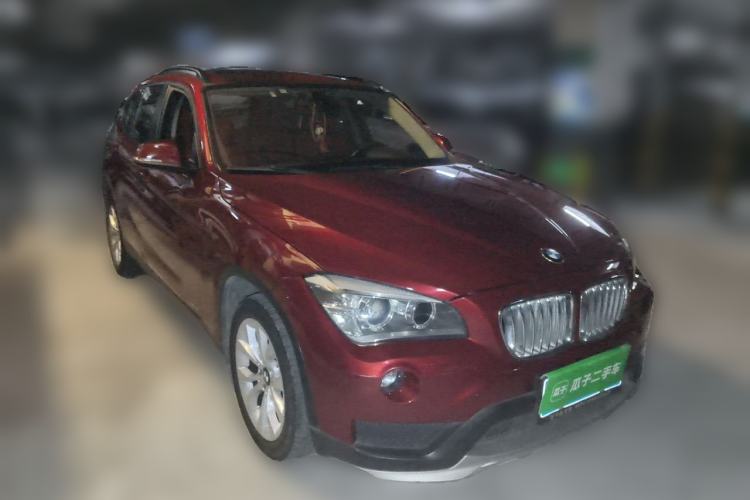 Used BMW X1 2014 sDrive18i Fashion Model Front Right 45 Deg