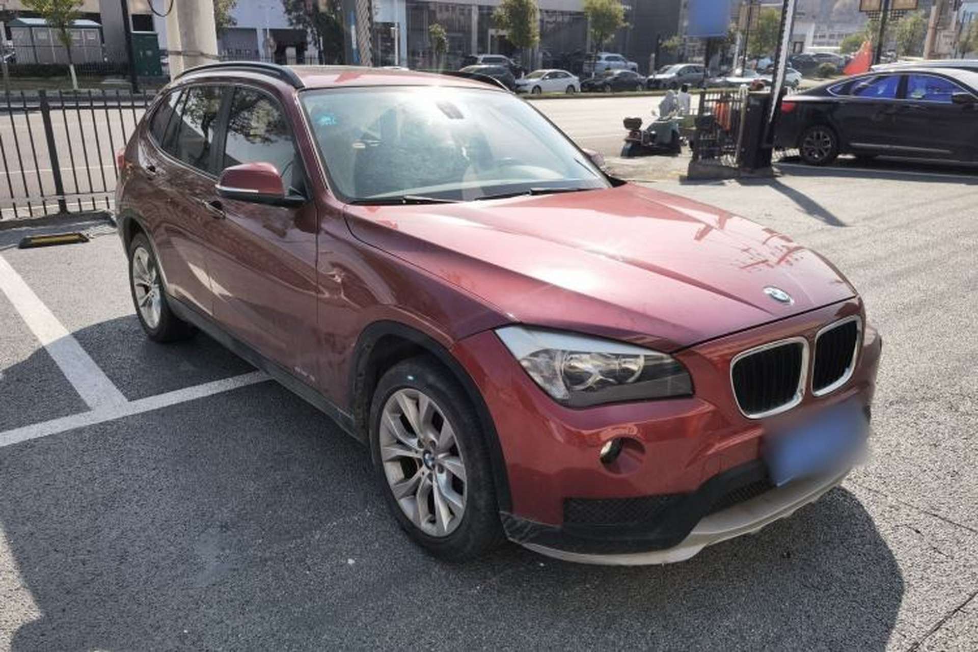Used BMW X1 2014 sDrive18i Fashion Model Front Right 45 Deg