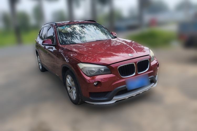 Used BMW X1 2014 sDrive18i Fashion Model Front Right 45 Deg