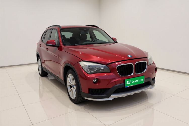 Used BMW X1 2014 sDrive18i Fashion Model Front Right 45 Deg
