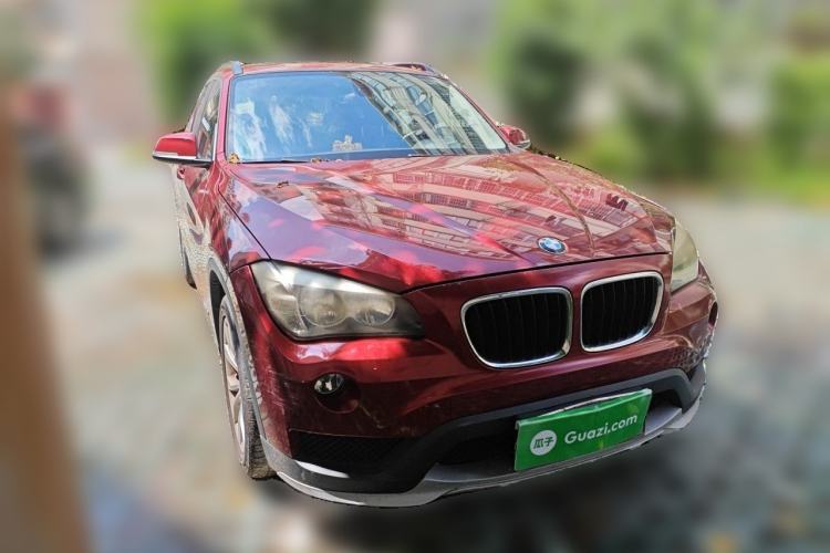 Used BMW X1 2014 sDrive18i Fashion Model Front Right 45 Deg