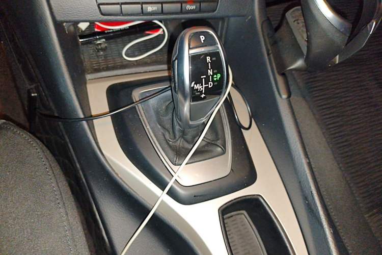 Used BMW X1 2014 sDrive18i Fashion Model Gear Lever