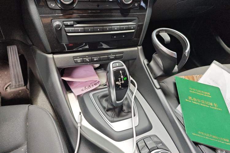 Used BMW X1 2014 sDrive18i Leading Model Gear Lever