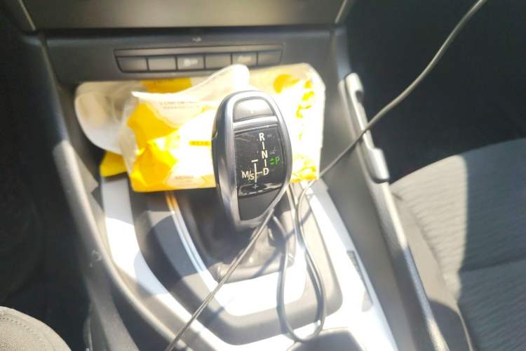 Used BMW X1 2014 sDrive18i Fashion Model Gear Lever