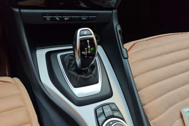 Used BMW X1 2014 sDrive18i Leading Model Gear Lever