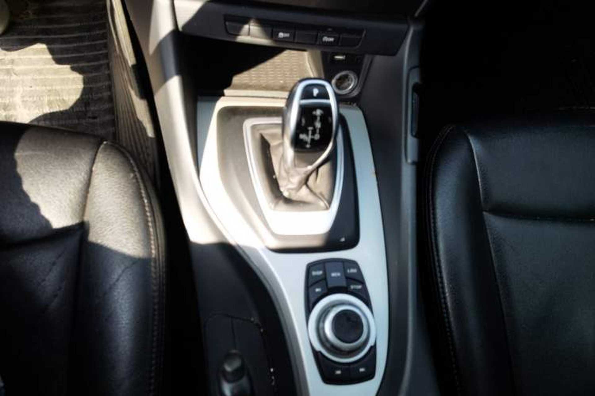 Used BMW X1 2014 sDrive18i Fashion Model Gear Lever